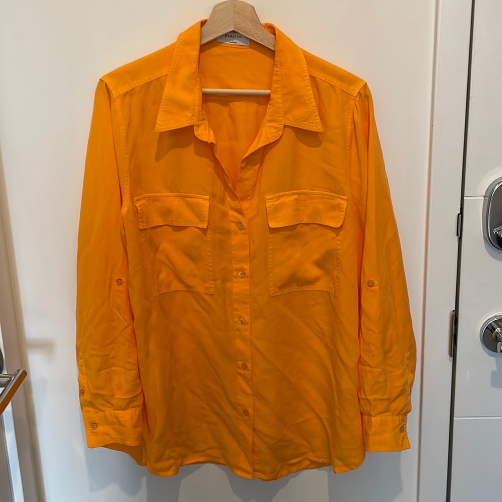 Aritzia Babaton Utility Roll Sleeve Button Down